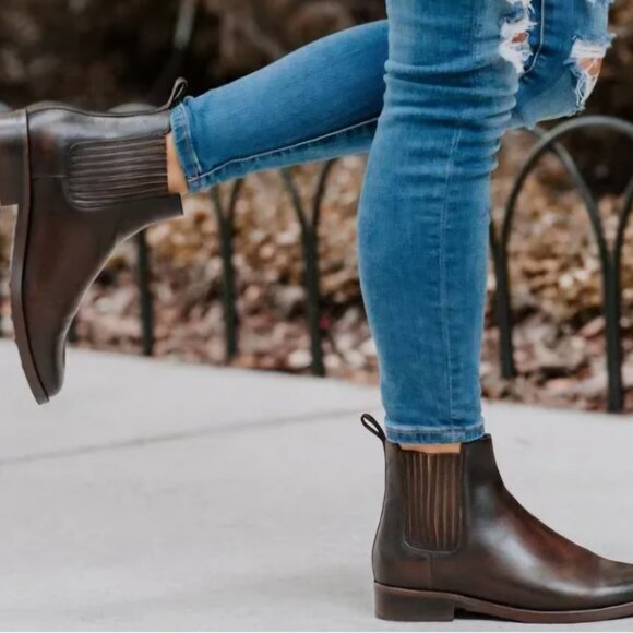 Thursday Boot Company Dreamer Leather Ankle Boot - Picture 1 of 10